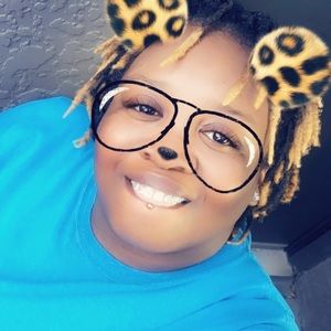 Meet your Posher, Breanna